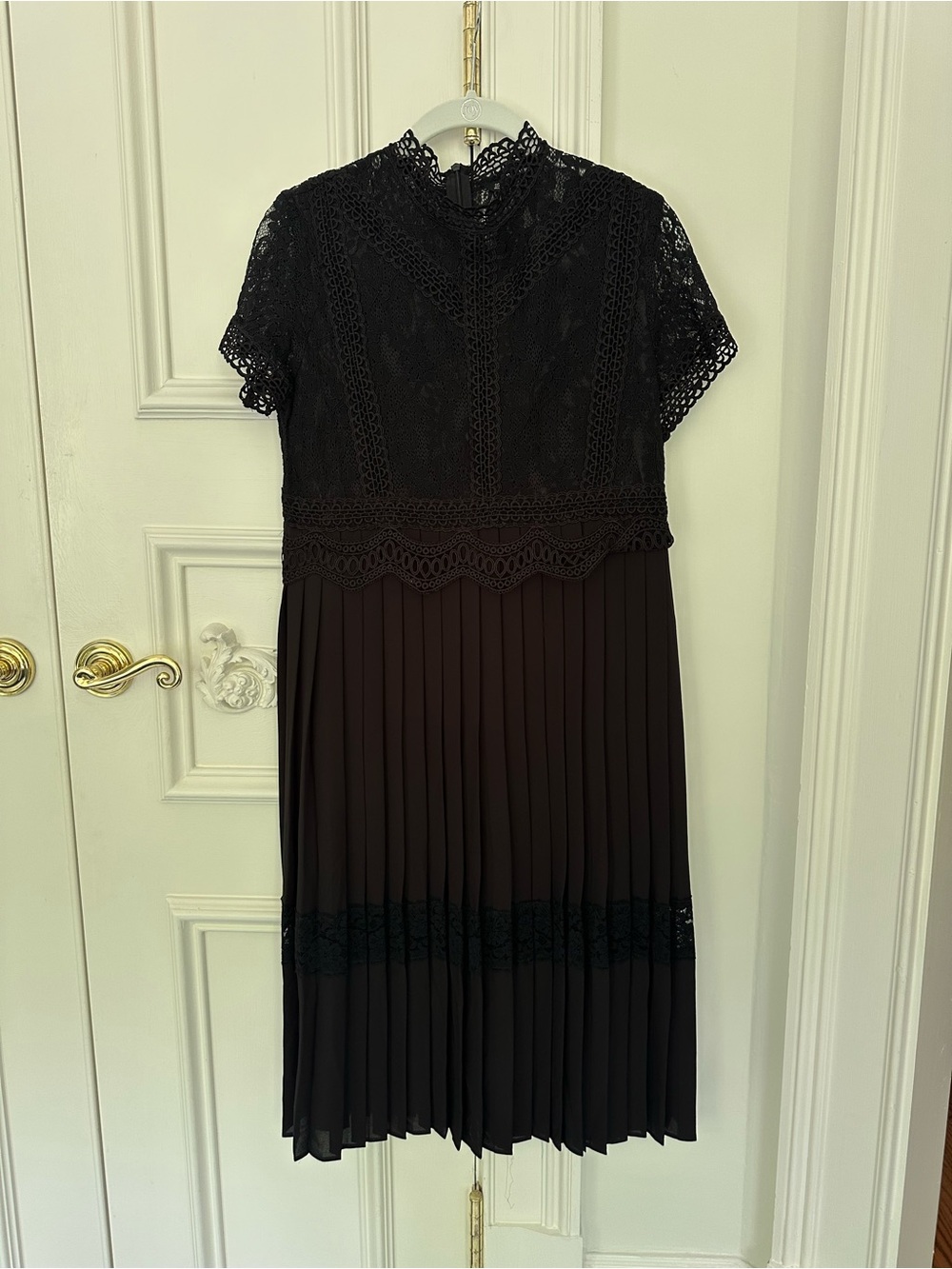 Zara Black Lace Midi Dress with Pleated Skirt - Picture 2 of 3